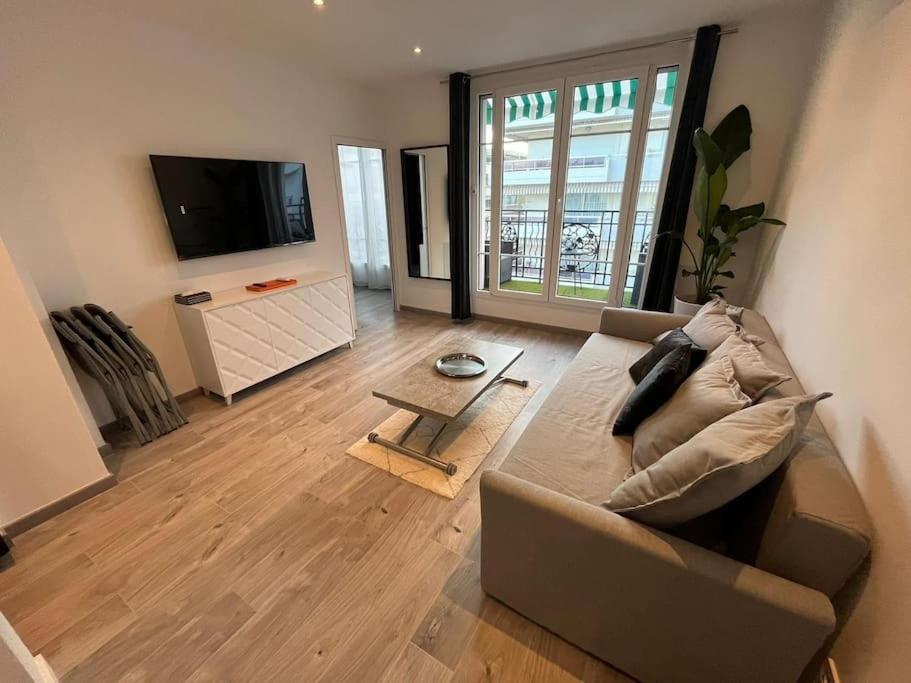 Vue Mer Le Montana Cannes Exterior foto